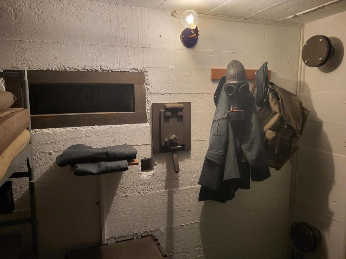 Swiss Army Camping Night / Militaerbunker St. Margrethen Экстерьер фото